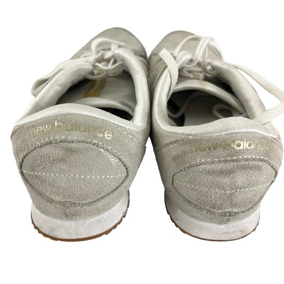 New Balance Suede Athletic Shoes - Light Gray and White - Picture 5 of 7
